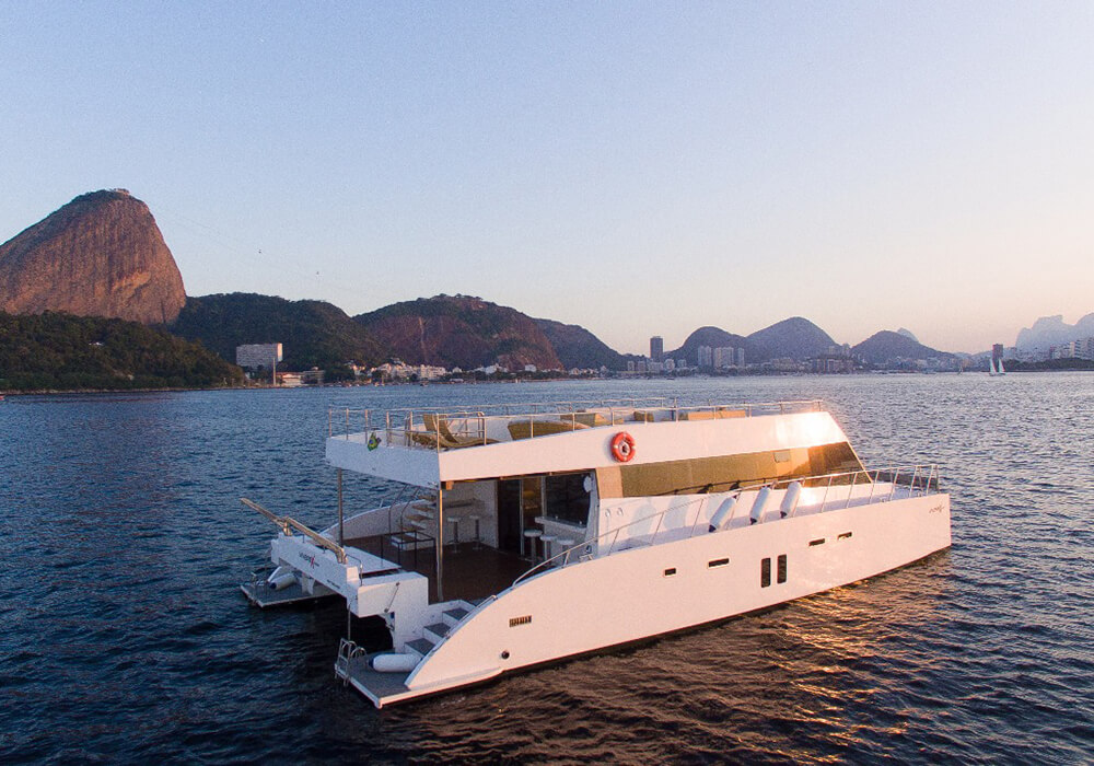 Catamarã 1