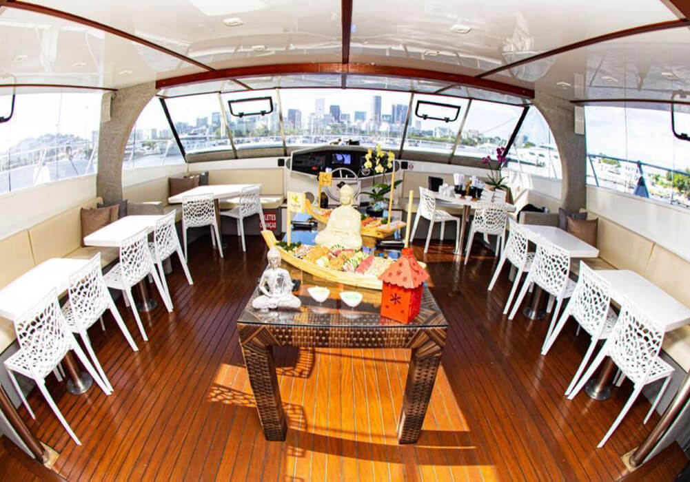 Catamarã 4